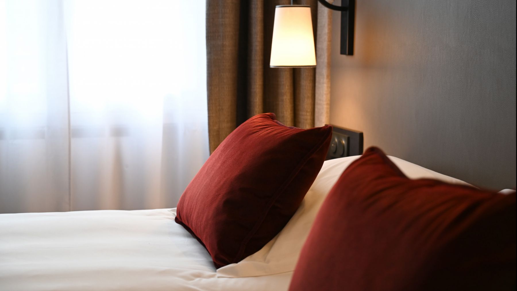 Family rooms and suites Family rooms and suites