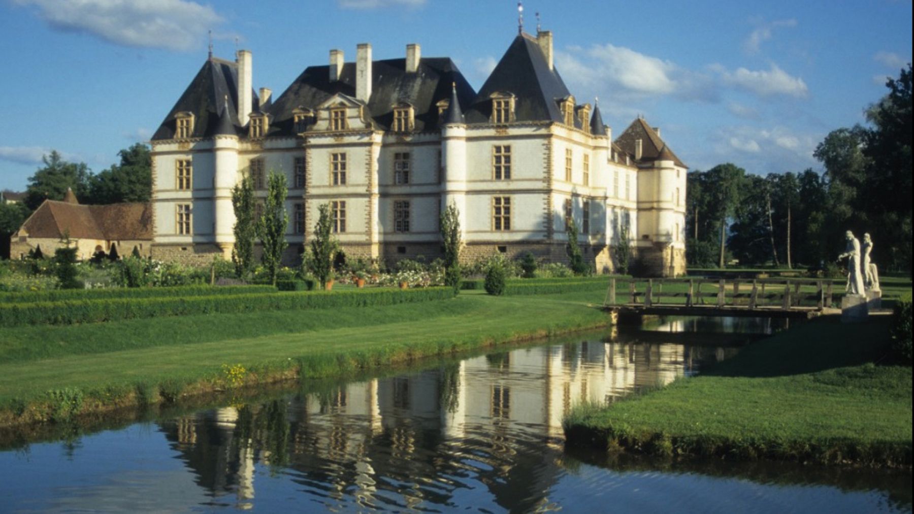 In search of Romanesque architecture In search of Romanesque architecture